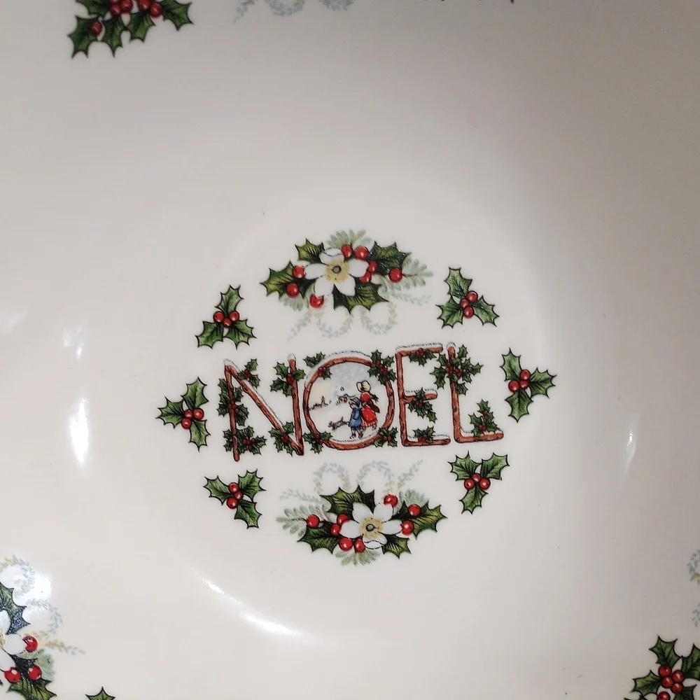 Wood & Sons England NOEL Pattern Soup Cereal Bowls Pair of 2